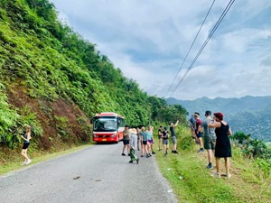 XE 29 CHỖ MŨI NÉ/PHAN THIẾT đi ĐÀ LẠT