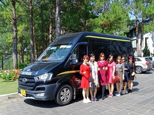 XE LIMOUSINE 9 CHỖ ĐÀ LẠT - SÀI GÒN (Xe Riêng)