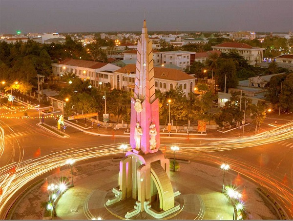 Thuê xe đi Thành phố Cà Mau