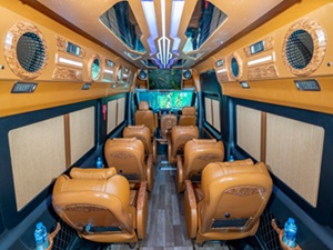 Skybus Solati Limo 11 chỗ