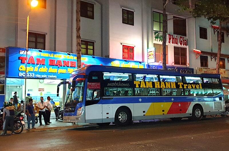 Nhà xe Tâm Hạnh đưa đón khách tuyến Sài Gòn - Phan Thiết/Mũi Né - Nha Trang
