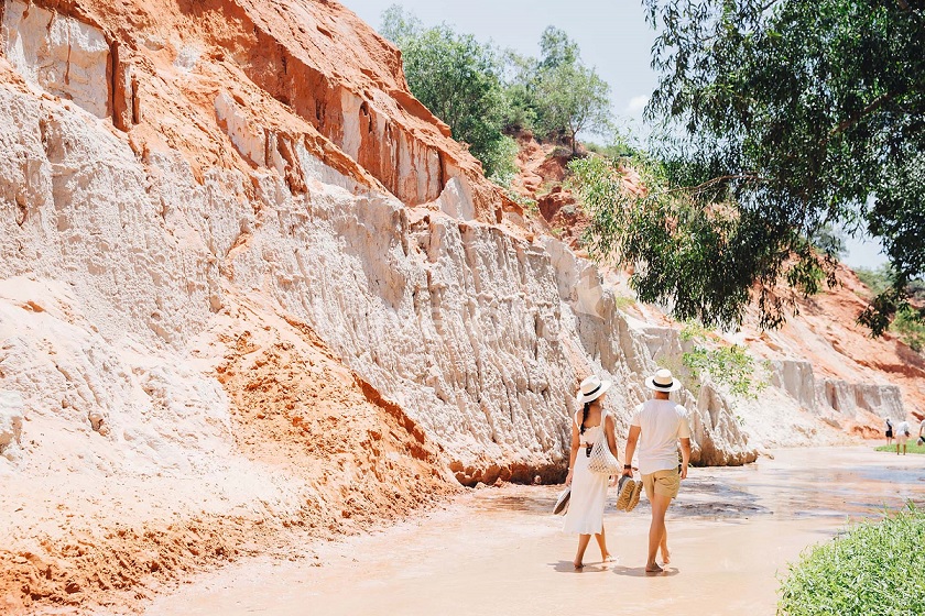 Vẻ đẹp thơ mộng của dòng Suối Tiên Mũi Né