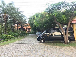 XE LIMOUSINE 9 CHỖ MŨI NÉ - NHA TRANG