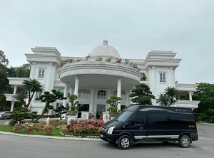 XE LIMOUSINE 9 CHỖ TPHCM - VŨNG TÀU