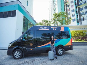 Thuê Xe Limousine 9 Chỗ từ Sài Gòn ⇒ Nha Trang