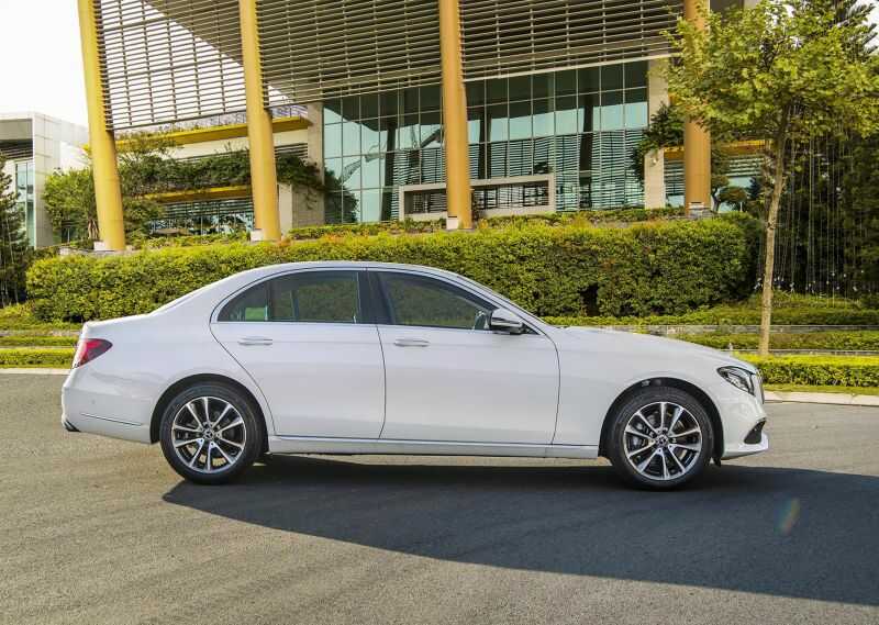 Dịch Vụ Cho Thuê Xe Mercedes Tại Sài Gòn: Sang Trọn Tiện Nghi