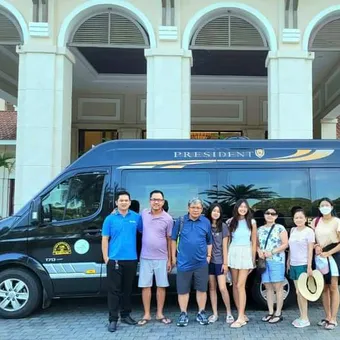 Thuê Xe Limousine Từ Sân Bay Tân Sơn Nhất Đi Mũi Né Phan Thiết