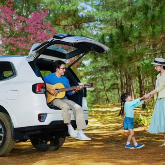 THUÊ XE 7 CHỖ KÈM TÀI XẾ TỪ SÀI GÒN ĐI ĐÀ LẠT