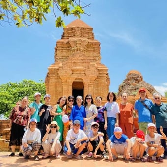 Thuê Xe TPHCM Đi Phan Thiết Mũi Né 2 Ngày 1 Đêm Uy Tín