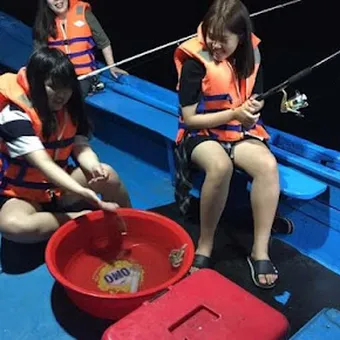 Tour Câu Mực Đêm Biển Mũi Né Cùng Ngư  Dân