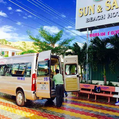 Cho Thuê Xe Iveco Daily 16 Chỗ Đời Mới Giá Rẻ Tại TPHCM