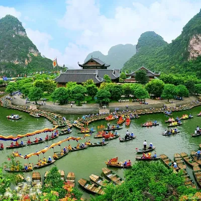 Thuê Xe Trọn Gói  Đi Du Lịch Tràng An - Bái Đính - Ninh Bình