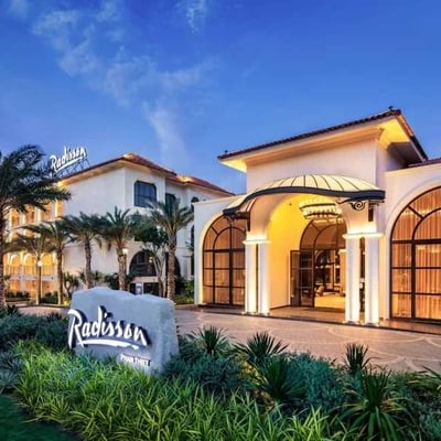 Thuê Xe Đi Radisson Phan Thiết Chạy Cao Tốc Chỉ  2 Tiếng Đồng Hồ