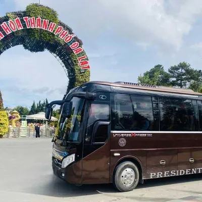Thuê Xe Limousine Đi Đà Lạt