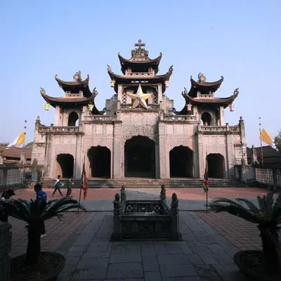 Thuê Xe Trọn Gói  Đi Du Lịch Tràng An - Bái Đính - Ninh Bình