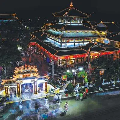 Thuê Xe Đi Châu Đốc An Giang Viếng Miếu Bà Chúa Xứ Núi Sam