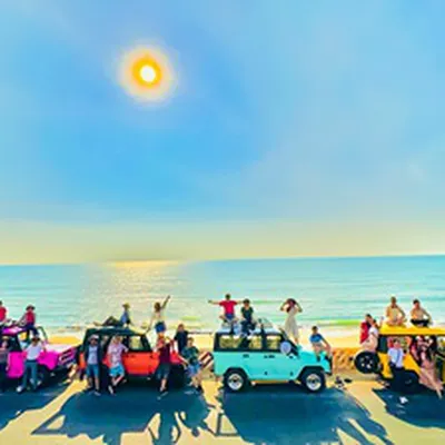 Thuê Xe Jeep Mũi Né Khám Phá Đồi Cát Trắng Bàu Trắng-Trải Nghiệm Đáng Nhớ