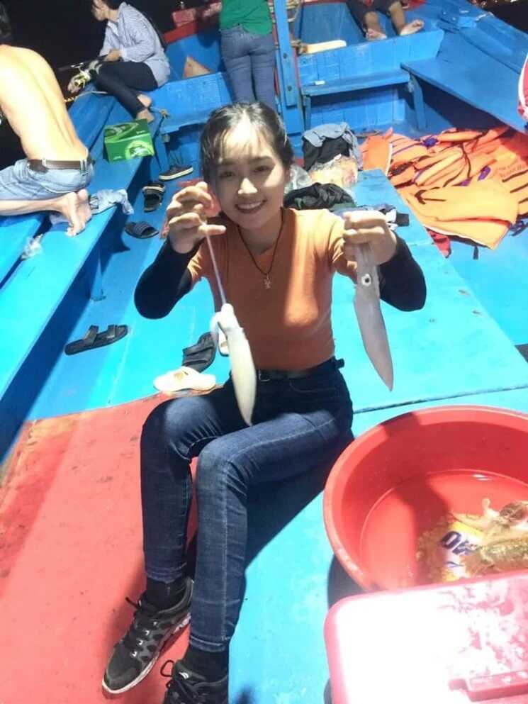 TRẢI NGHIỆM CUỘC SỐNG NGƯ DÂN BIỂN VỚI TOUR CÂU MỰC ĐÊM