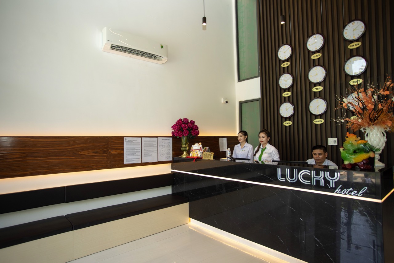 Lucky Hotel PhÚ YÊn