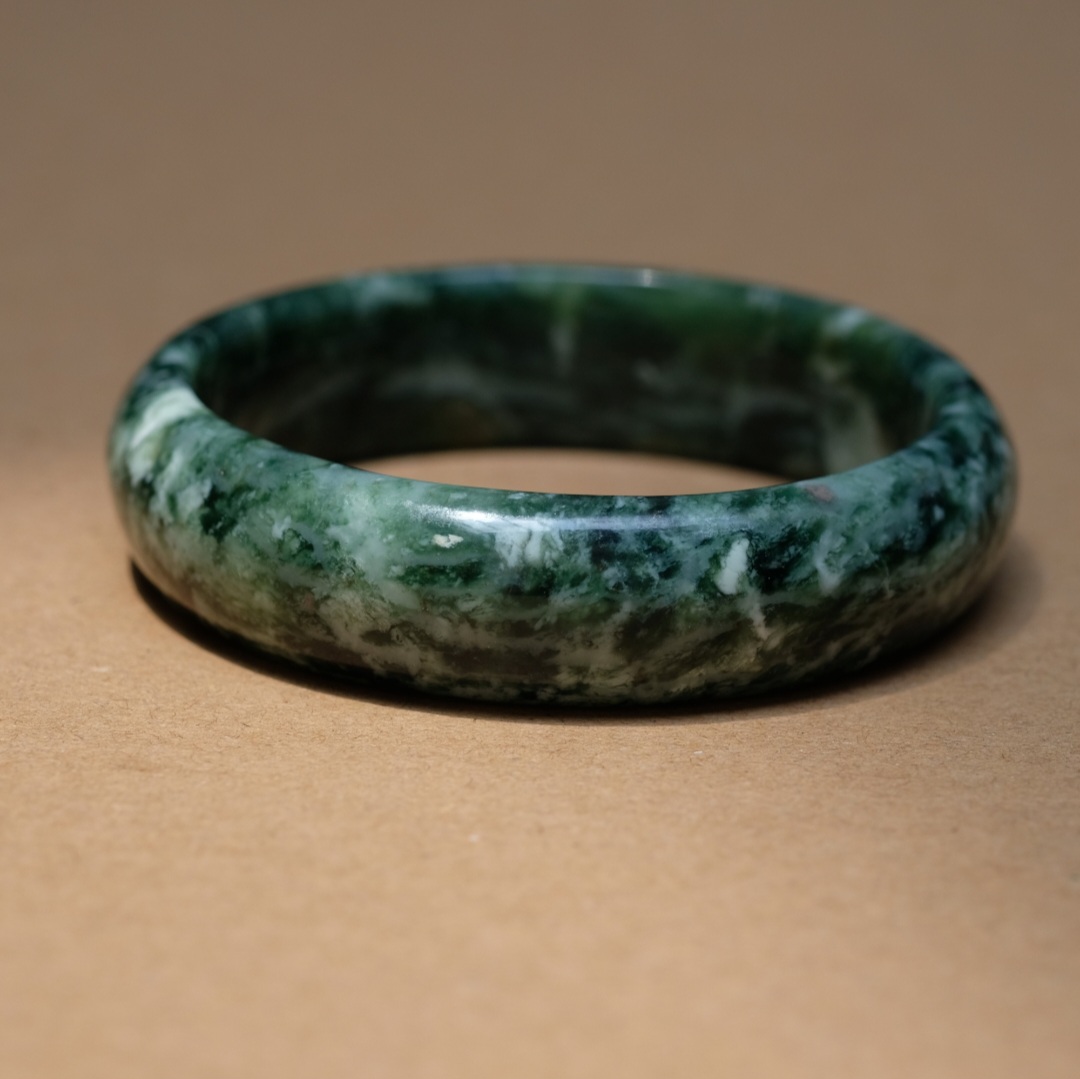 Vòng đá Serpentine, trang sức thương hiệu Việt Saigonistar Vòng đá Serpentine, trang sức thương hiệu Việt Saigonistar