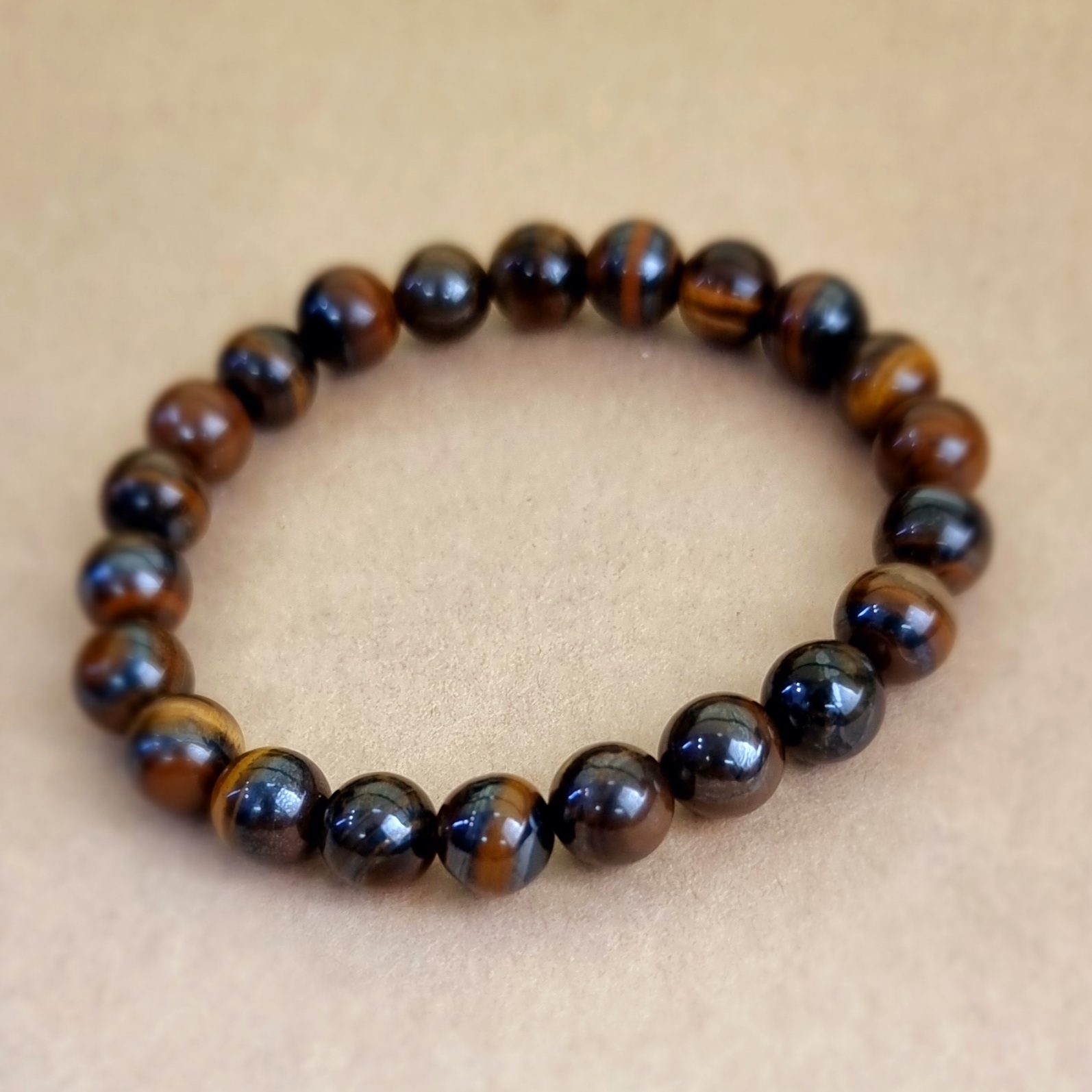 Vòng tay đá mắt hổ Tiger Iron tại CTjade Vòng tay đá mắt hổ Tiger Iron tại CTjade