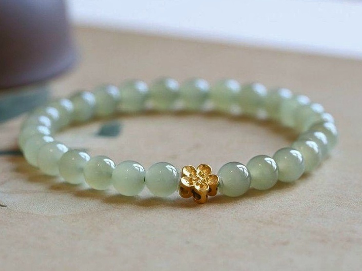 Ngọc chất lượng cao Ngọc chất lượng cao