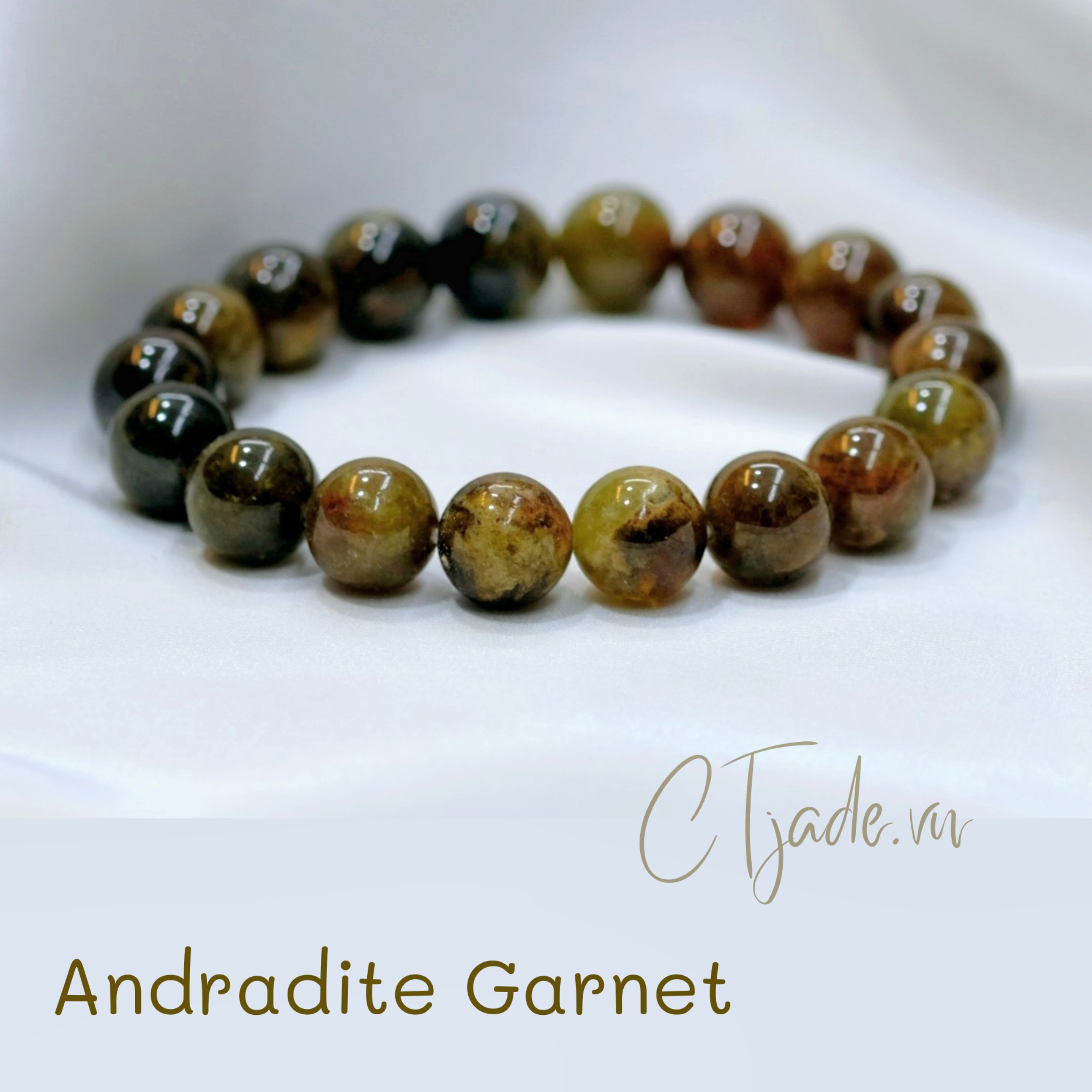 Đá Andradite Garnet thiên nhiên Đá Andradite Garnet thiên nhiên