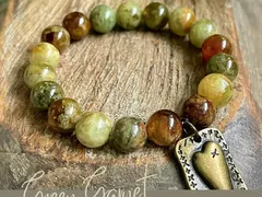 Đá garnet, viên hồng ngọc lựu tuyệt đẹp, giá trị và ý nghĩa!