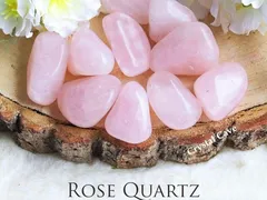 Đá thạch anh hồng mang năng lượng của tình yêu thương đến bên chúng ta!