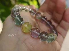 Vòng tay đá Fluorite cho 7 luân xa mang sắc cầu vòng trên tay!