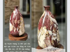 Tranh đá lục yên  tác phẩm Ký Ức Vàng Son trên chiếc bình dáng phong thủy tuyệt đẹp và ý nghĩa