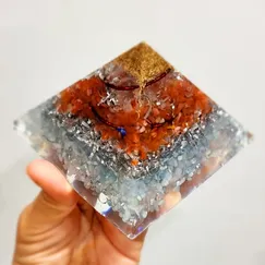 Mẫu 2211065 Orgonite Kim tự tháp phong thủy, kim tự tháp năng lượng Crystal Light | CTjade