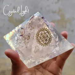 P2105237 Kim tự tháp phong thủy năng lượng Giza hình học thiêng đá Fluorite thiên nhiên |  CTjade