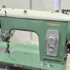 Sưu tầm máy may Ricca cổ điển huyền thoại nồi đồng cối đá bền bỉ vô cùng, bảo hành 24 tháng 1 đổi 1!