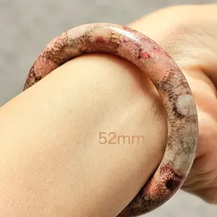 SGN 2410021 Vòng hóa thạch san hô tuyệt đẹp 52mm CTjade.vn