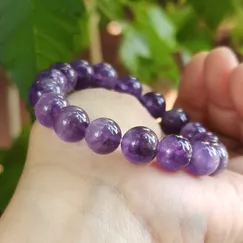 Vì sao nên đeo đá thạch anh tím mỗi ngày bạn biết không?