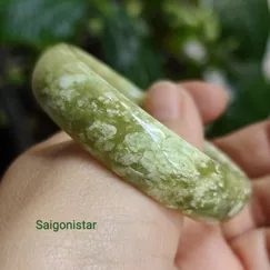 2510021 Vòng ngọc serpentine cao cấp