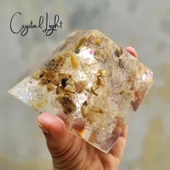 Kim Tự Tháp Đá Phong Thủy Thạch Anh Tóc | P2104090 | CrystalLight