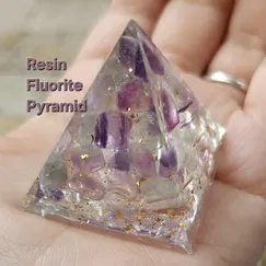 Mẫu 230522 Kim tự tháp phong thủy thịnh vượng 5cm đá Fluorite, Citrine thiên nhiên Crystal Light