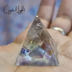Kim Tự Tháp Mỹ Thuật  Đá  Flourite Thiên Nhiên | P2103026 | Artgem