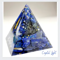 Mẫu 2209191 Kim tự tháp phong thủy, kim tự tháp năng lượng Crystal Light, Orgonite Crystal Light