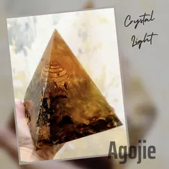 Mẫu P2203011 Orgonite kim tự tháp sinh năng Agojie, kim tự tháp phong thủy, kim tự tháp năng lượng X7 Crystal Light