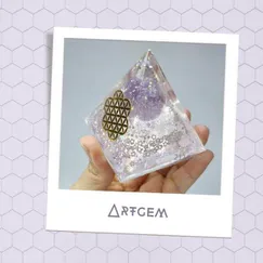 Mẫu P2107064B Kim Tự Tháp Đá Thiên nhiên Artgem