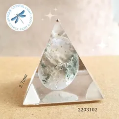 2203102 Kim tự tháp mỹ thuật đá thiên nhiên Artgem 3.7cm, đá năng lượng, phiên bản giới hạn, sản phẩm đóng góp 20% giá bán về quỹ thiền kim tự tháp PSSM, hoàn Voucher 10% cho thành viên công đồng thiền Minh Tâm