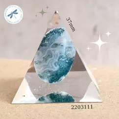2203110 Kim tự tháp mỹ thuật đá thiên nhiên Artgem 3.7cm, đá năng lượng, phiên bản giới hạn, sản phẩm đóng góp 20% giá bán về quỹ thiền kim tự tháp PSSM, hoàn Voucher 10% cho thành viên công đồng thiền Minh Tâm