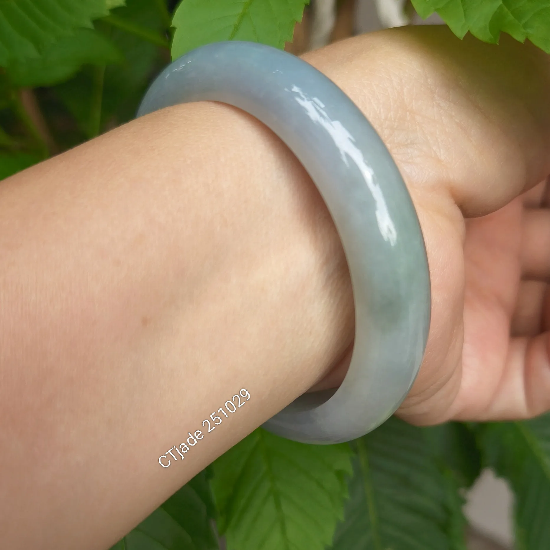 Vòng Lam ngọc cẩm thạch thiên nhiên tuýp A ánh tím chủng đẹp