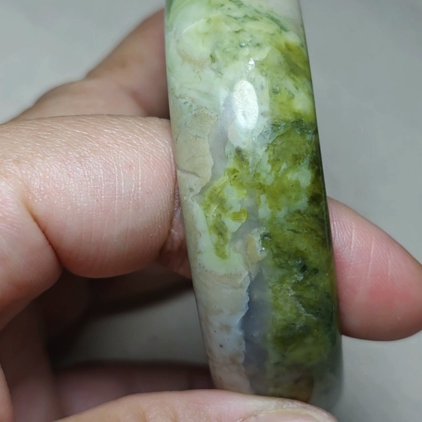 Vòng tay đá thiên nhiên đẹp như tranh đá Vòng tay đá thiên nhiên đẹp như tranh đá