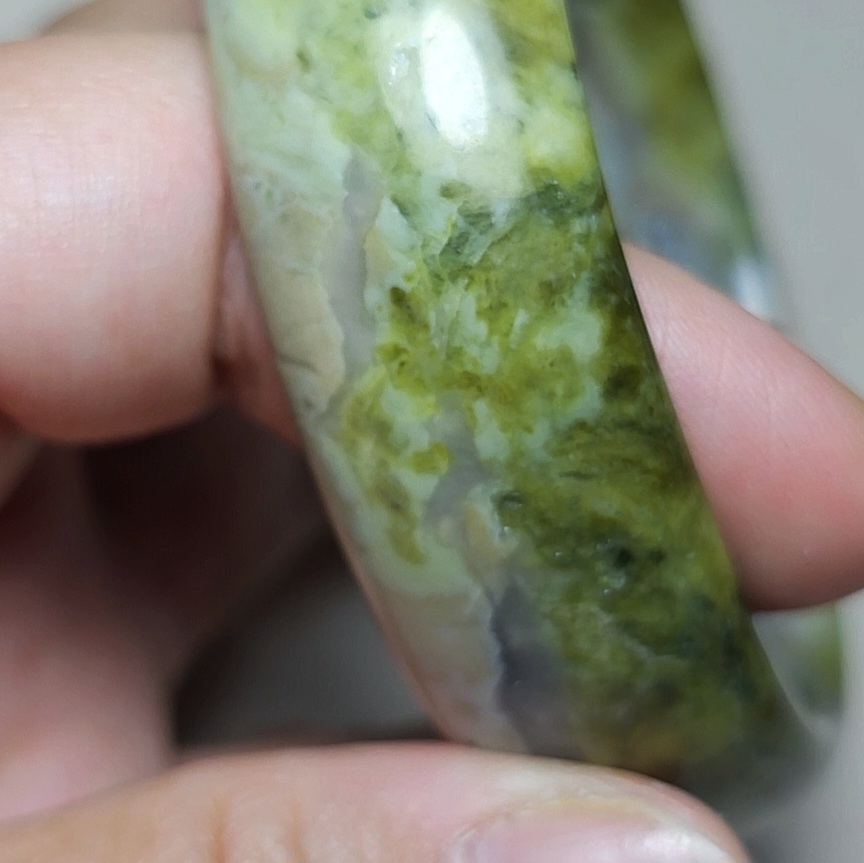 Vòng tay đá thiên nhiên đẹp như tranh đá Vòng tay đá thiên nhiên đẹp như tranh đá