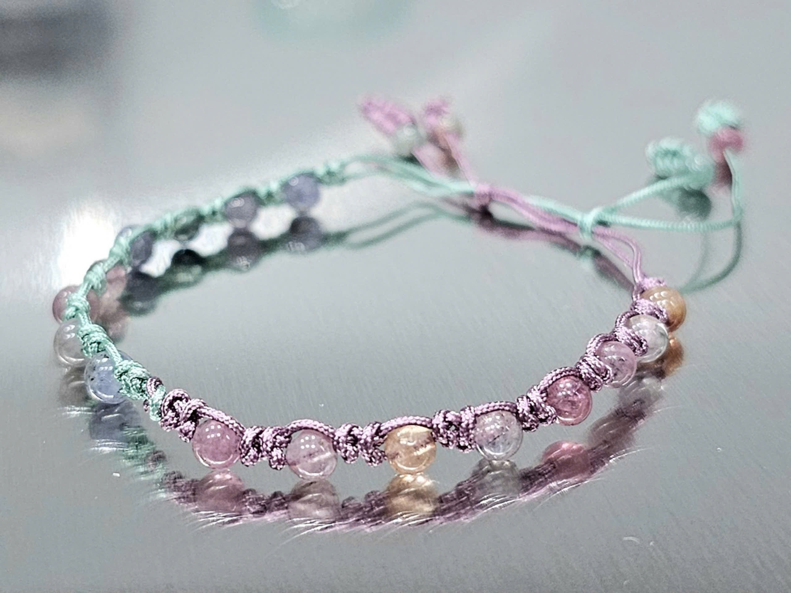 Vòng tay thắt dây handmade phối đá Tourmaline Vòng tay thắt dây handmade phối đá Tourmaline
