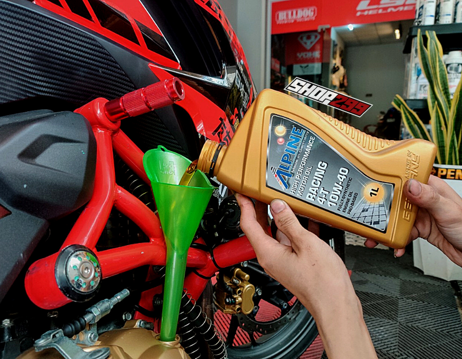 NHỚT ALPINE RACING 4T 10W40 NHỚT ALPINE RACING 4T 10W40
